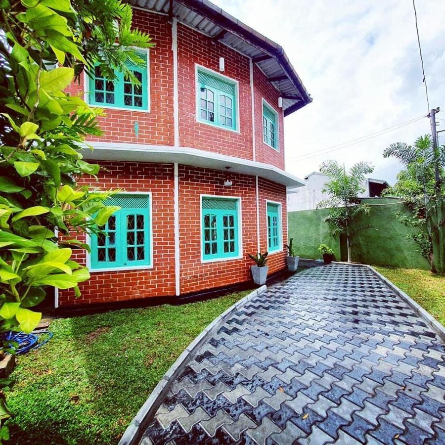 Sadhara River View Lodge Kandy Buitenkant foto